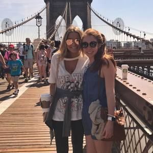 Meet your Posher, Lauren